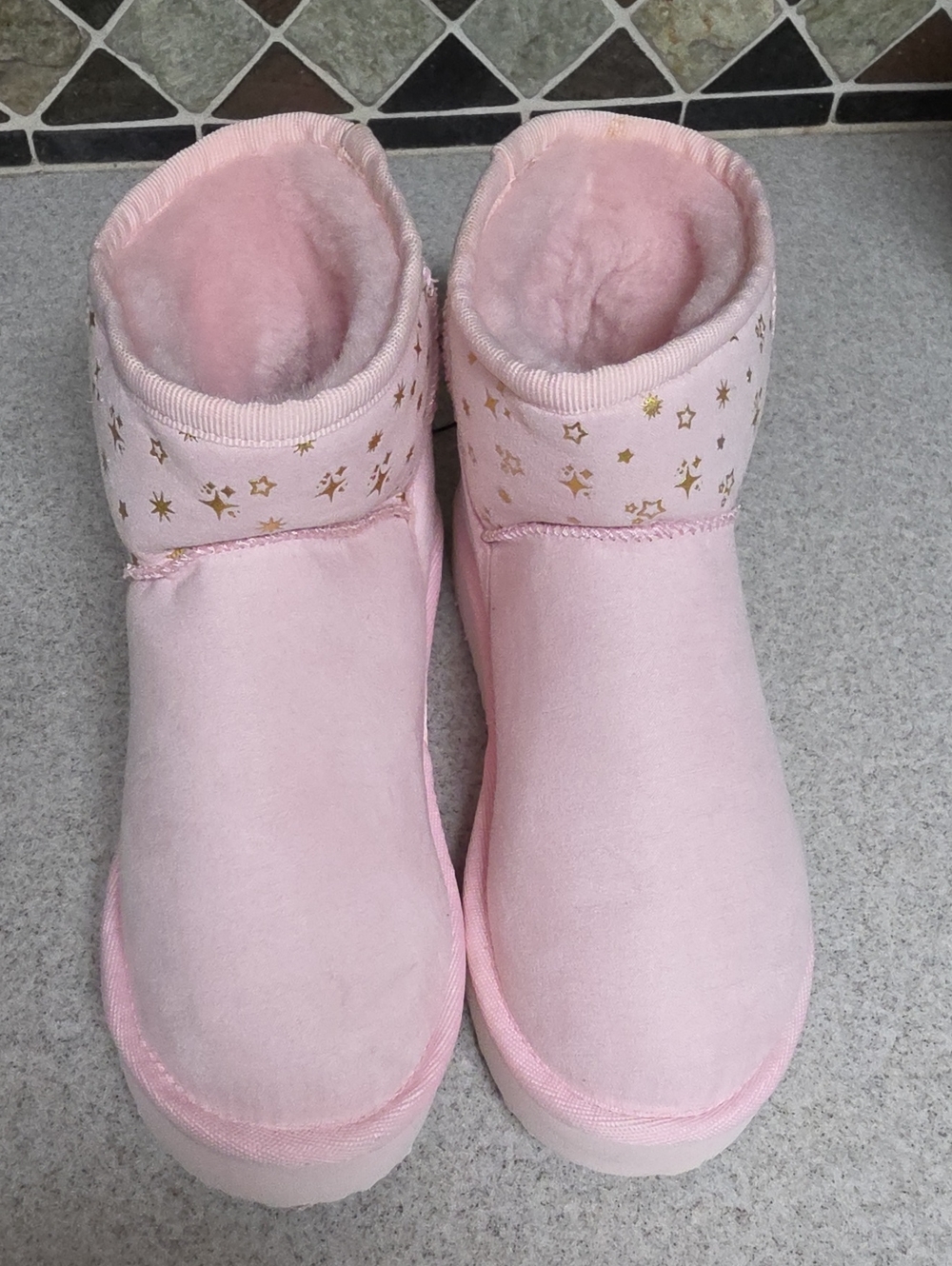 Kids Pink Star-Accent Cozy Winter Boots